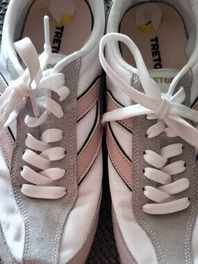 Tretorn White Sneakers with Light Pink Accents